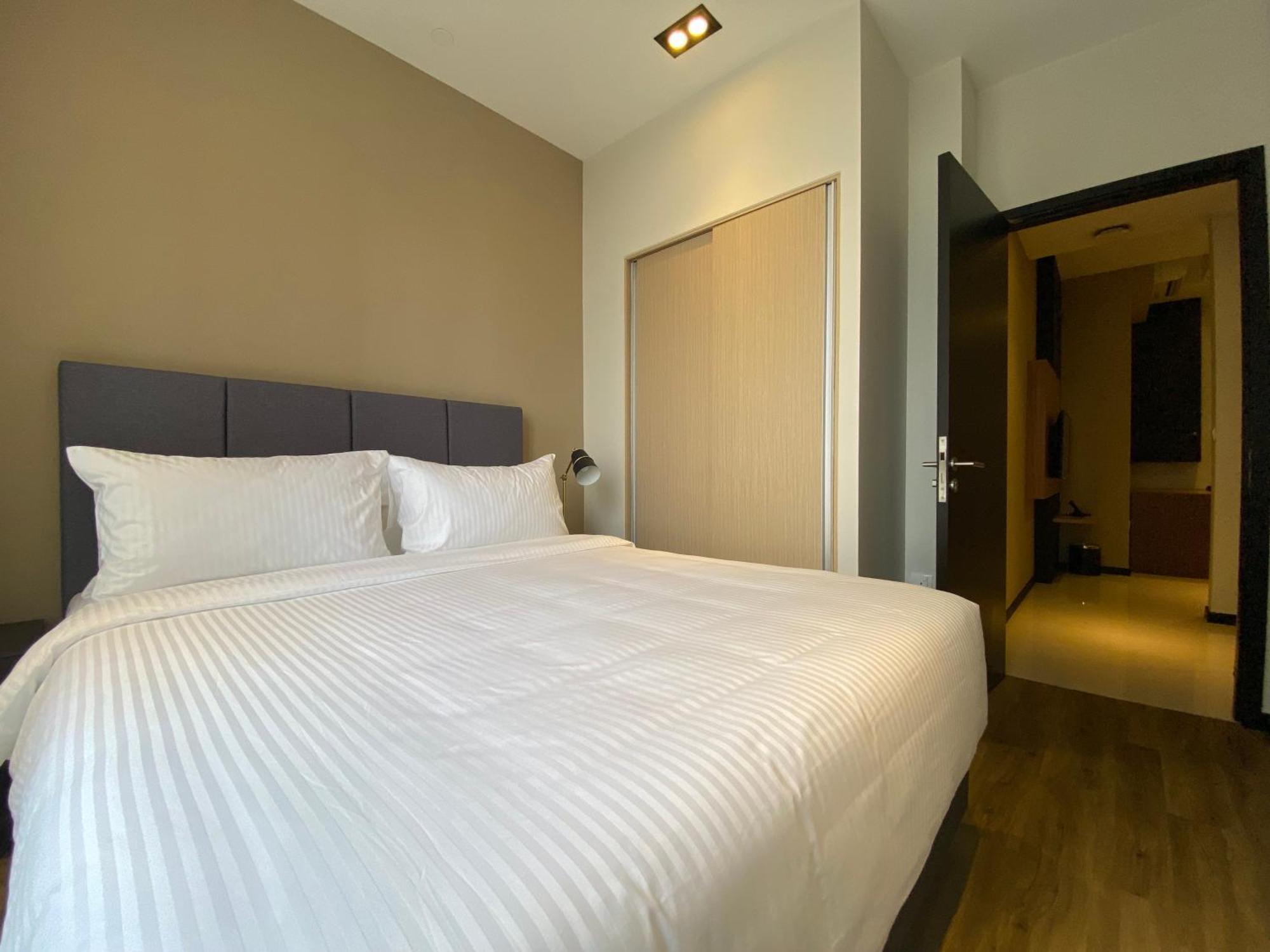 Momentus Serviced Residences Novena Singapore Exteriör bild